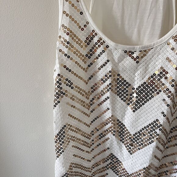 Almost Famous Women's Large Tank Top with sequins Cream Chevron Racerback Medium - Picture 2 of 5